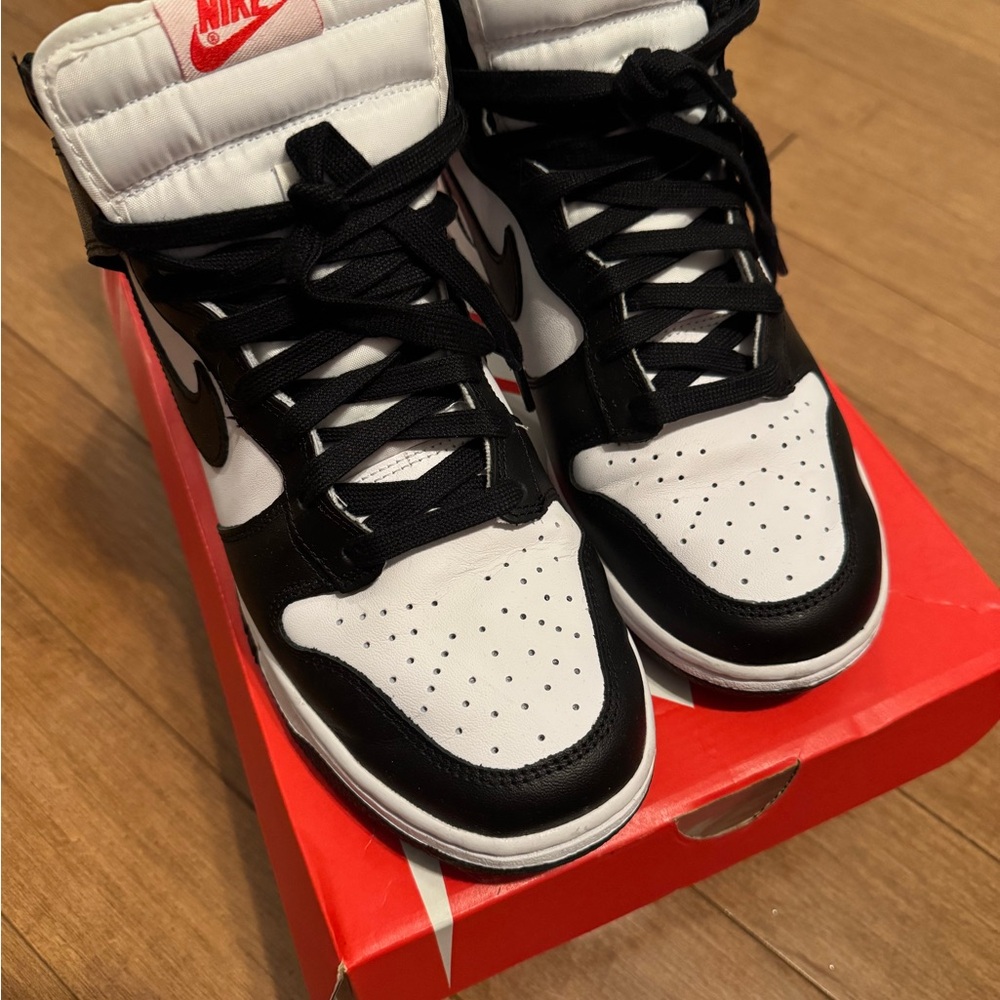 Women’s Nike Panda High Top Dunks